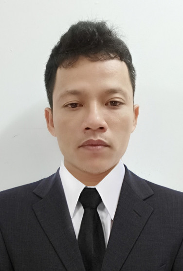 Trần Hoàng Giang 