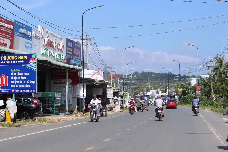 Bán Cực phẩm Mặt tiền đường Nguyễn Trung Trực, khu phố 5, là khu vực trung tâm của thị trấn Dương Đông sầm uất nhất PQ